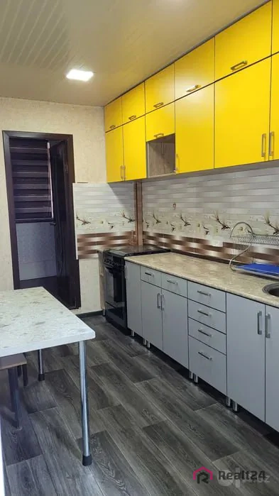 2-комнатная квартира − 60 м², 1/2 этаж