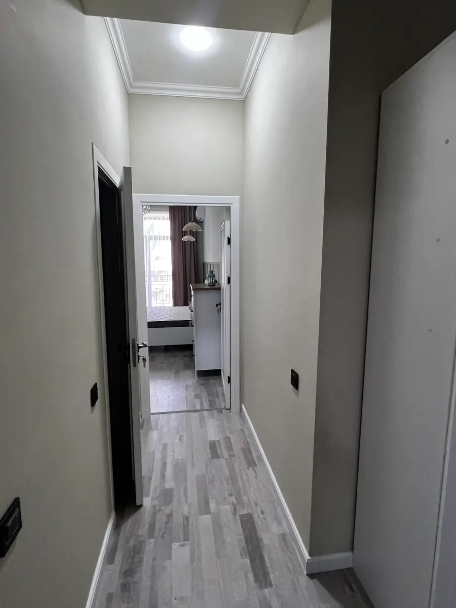 Сдается 2-комнатная квартира − 70 м²