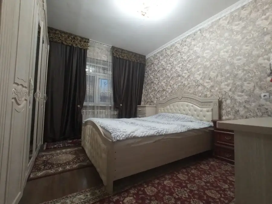 Продается 2-комнатная квартира − 53.4 м²