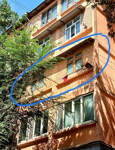 3-комнатная квартира − 63 м², 3/5 этаж