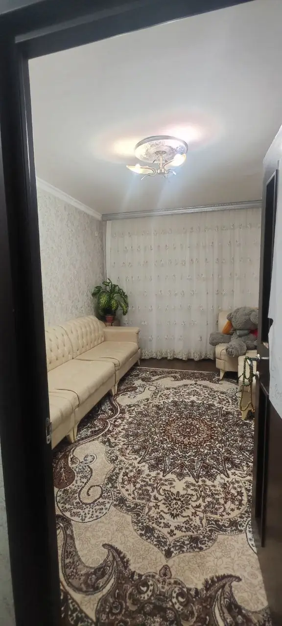 Продается 2-комнатная квартира − 43 м²