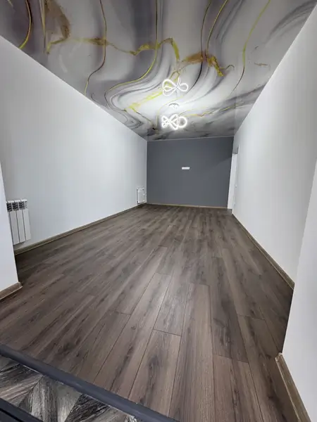 3 xonali kvartira − 70 m², 1/2 qavat