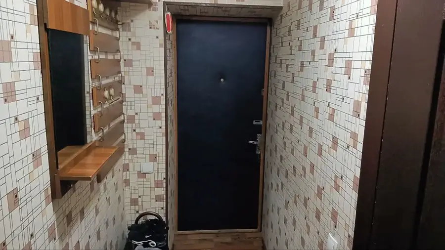 Продается 2-комнатная квартира − 50 м²