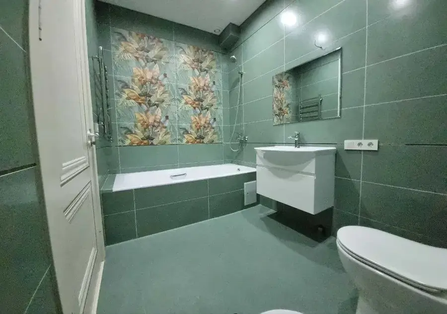 Ijaraga 5 dan ortiq xonali kvartira − 184 m²