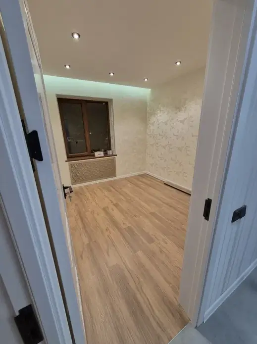 Ofis sotiladi − 90 m²