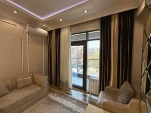 3-комнатная квартира − 100 м², 4/25 этаж