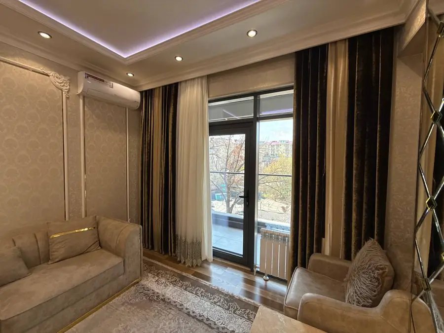 Ijaraga 3 xonali kvartira − 100 m²