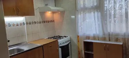 3-комнатная квартира − 90 м², 2/5 этаж