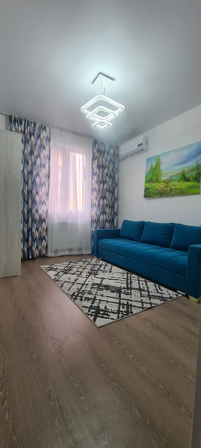 1 xonali kvartira sotiladi − 28 m²