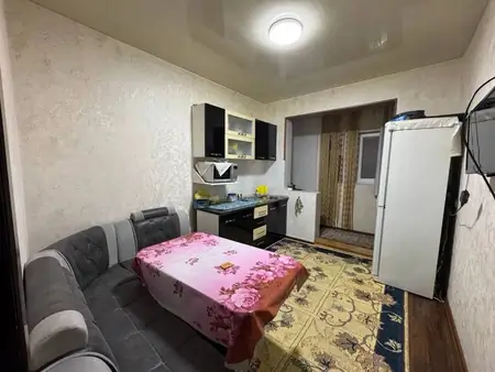 2-комнатная квартира − 60 м², 9/9 этаж