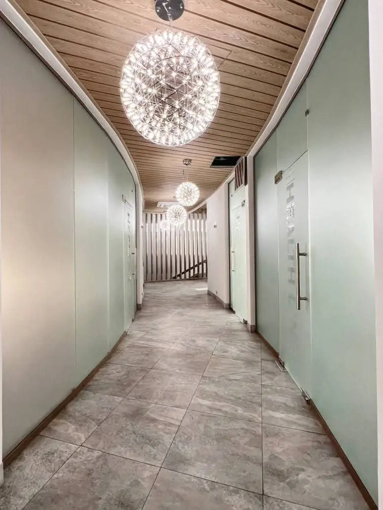 Ijaraga ofis − 330 m²