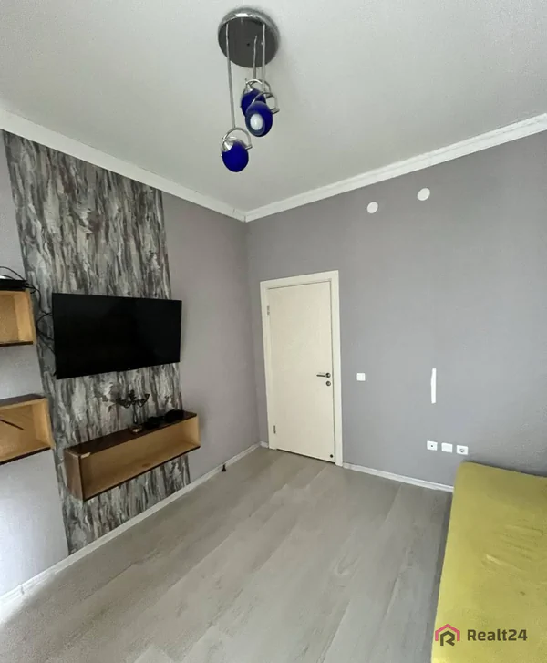 2 xonali kvartira sotiladi − 47 m²
