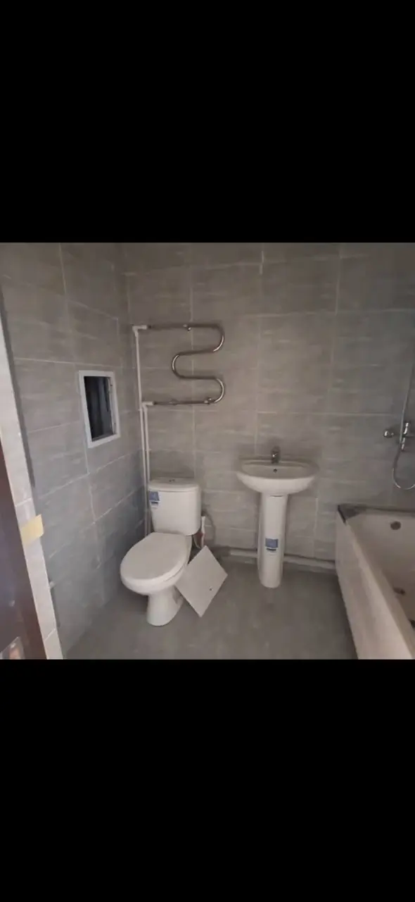 1 xonali kvartira sotiladi − 36.5 m²