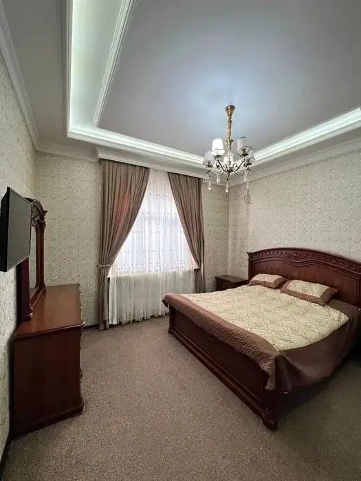 2 qavatli uy sotiladi − 210 m²