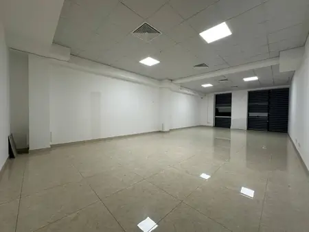 Ofis − 77 m², 6/8 qavat