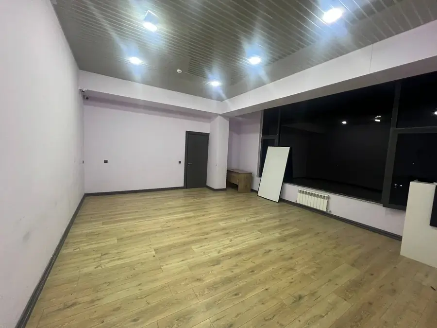 Сдается офис − 230 м²