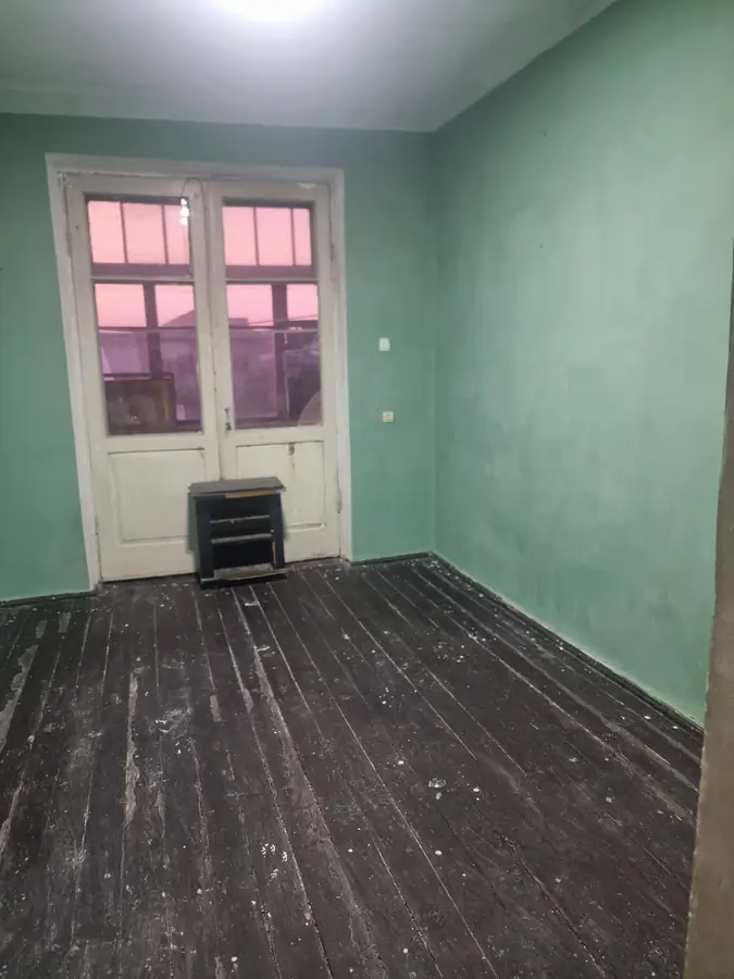Сдается 2-комнатная квартира − 50 м²