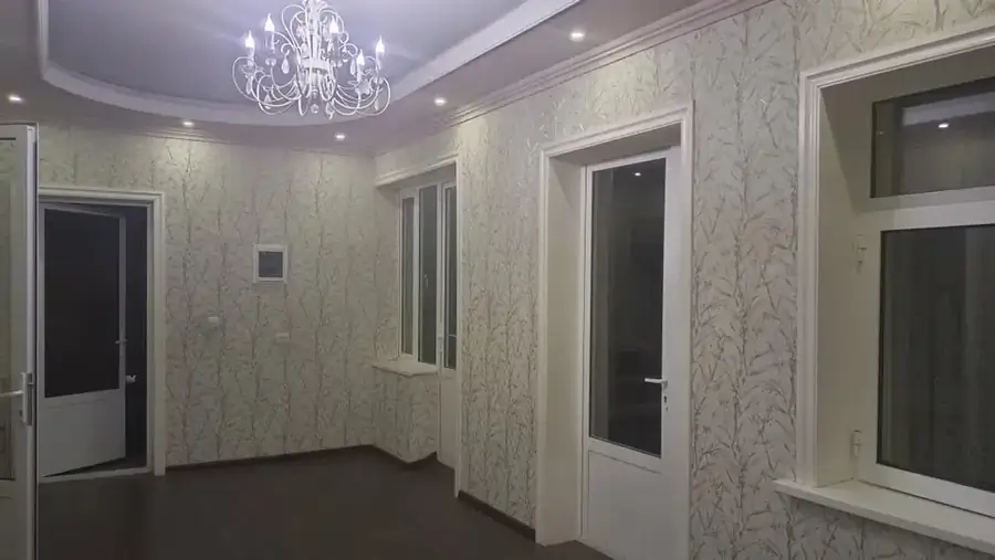 Ijaraga 1 qavatli uy − 700 m²