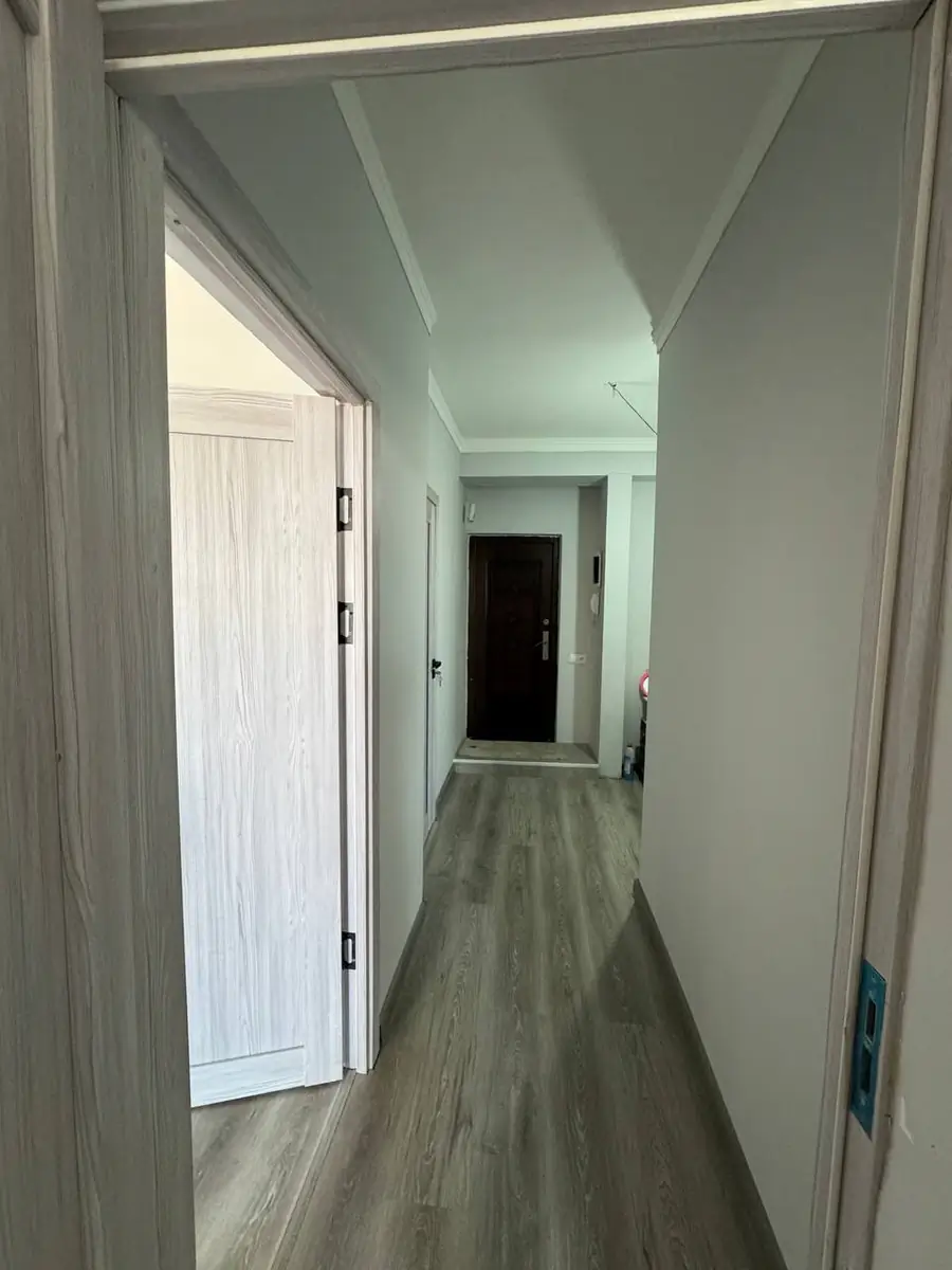 2 xonali kvartira sotiladi − 54 m²