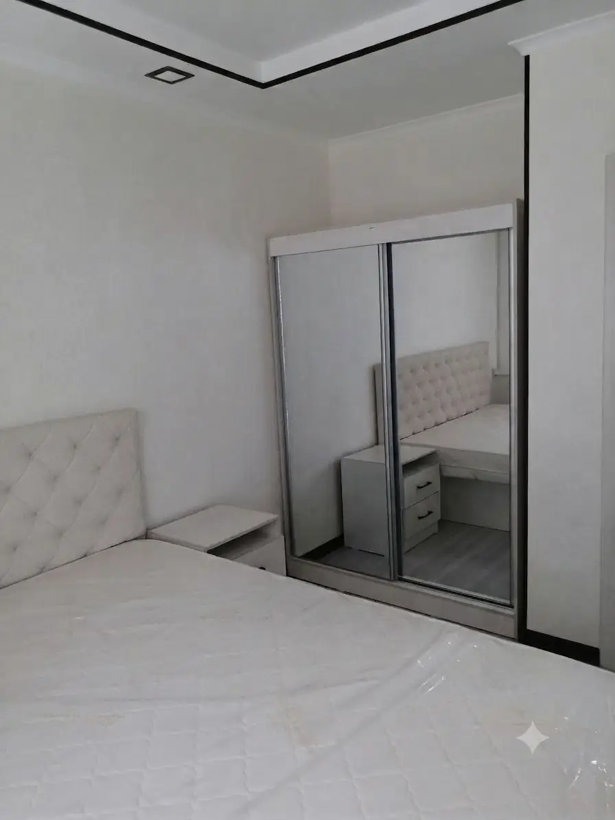 2 xonali kvartira sotiladi − 57 m²