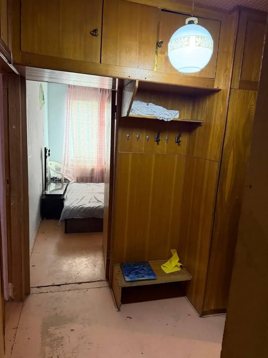 3 xonali kvartira sotiladi − 67 m²