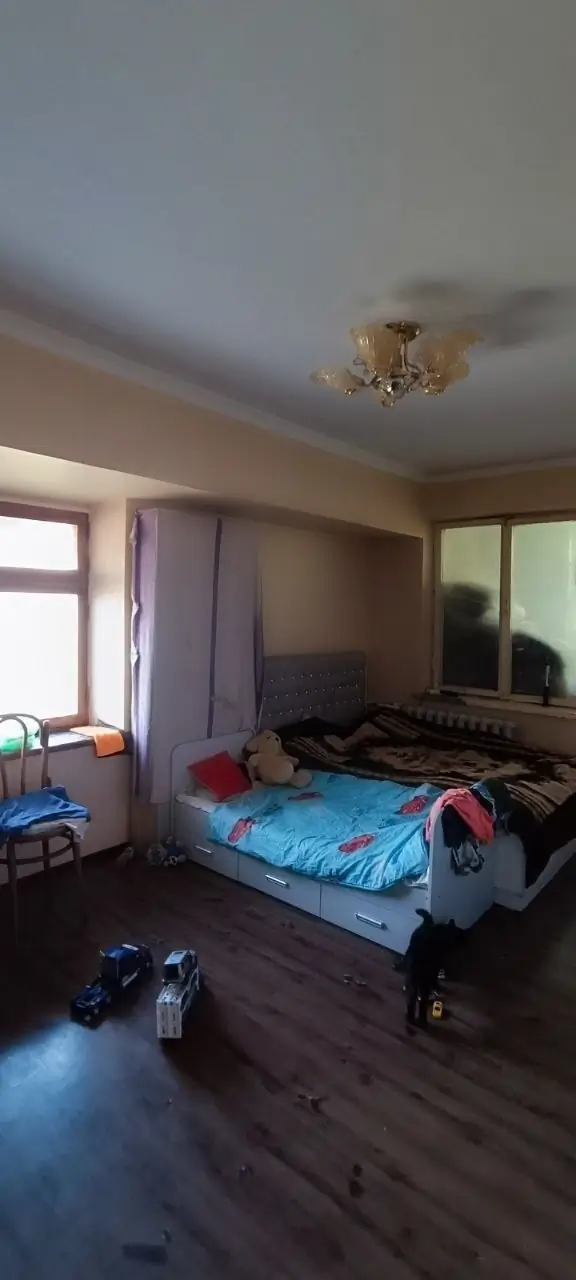 1 xonali kvartira sotiladi − 46 m²