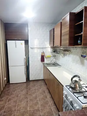 Сдается 3-комнатная квартира − 78 м²