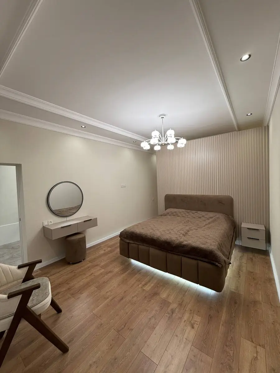 2 qavatli uy sotiladi − 170 m²