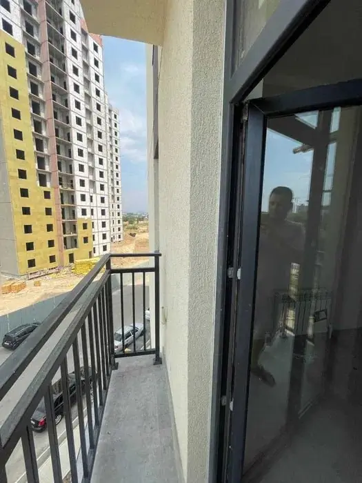 1 xonali kvartira sotiladi − 23 m²