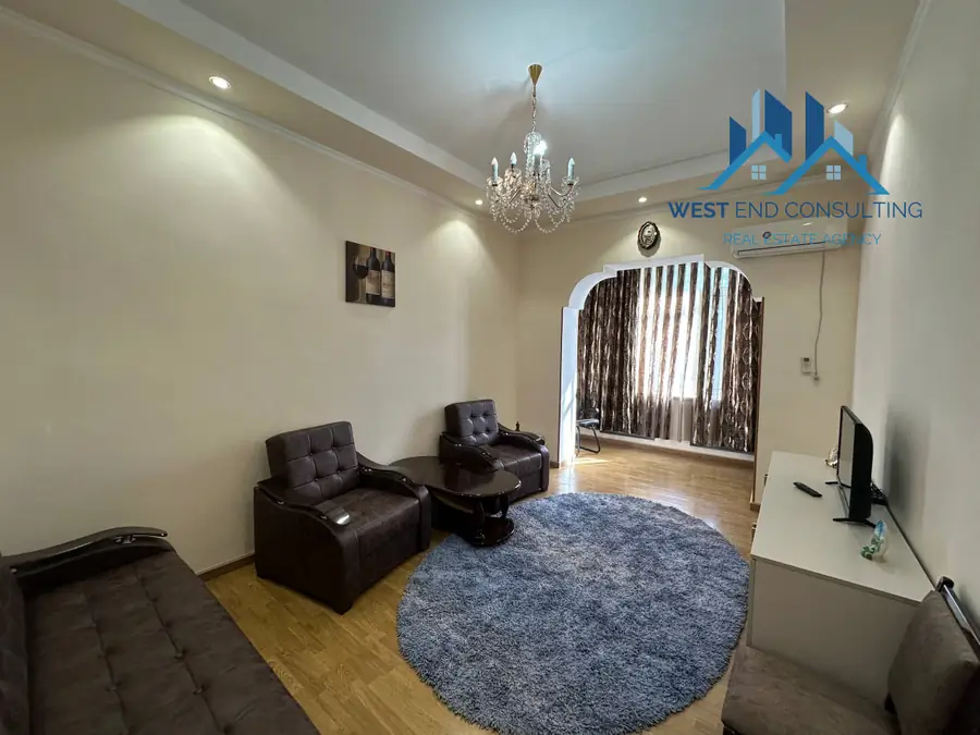 2 xonali kvartira sotiladi − 52 m²