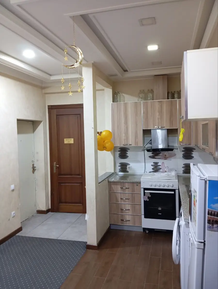 Продается 2-комнатная квартира − 49 м²