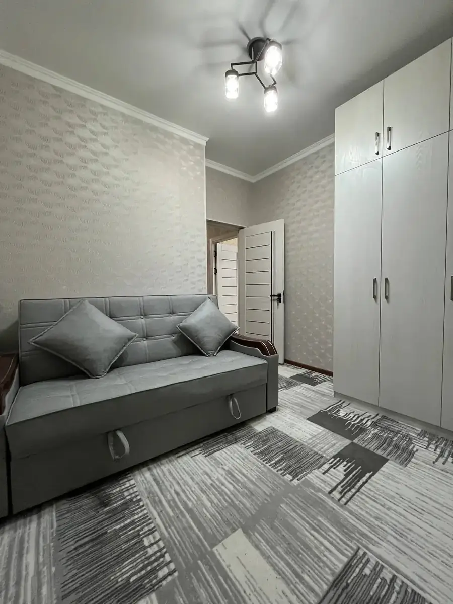 Сдается 2-комнатная квартира − 50 м²