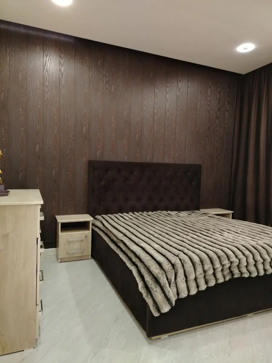 Продается 4-комнатная квартира − 107 м²