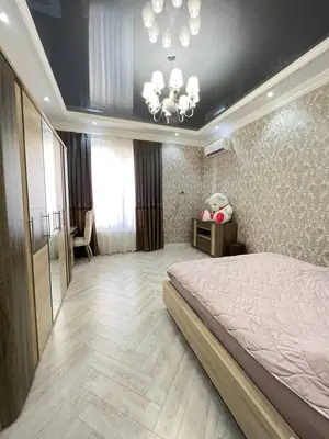 Ijaraga 4 qavatli uy − 650 m²