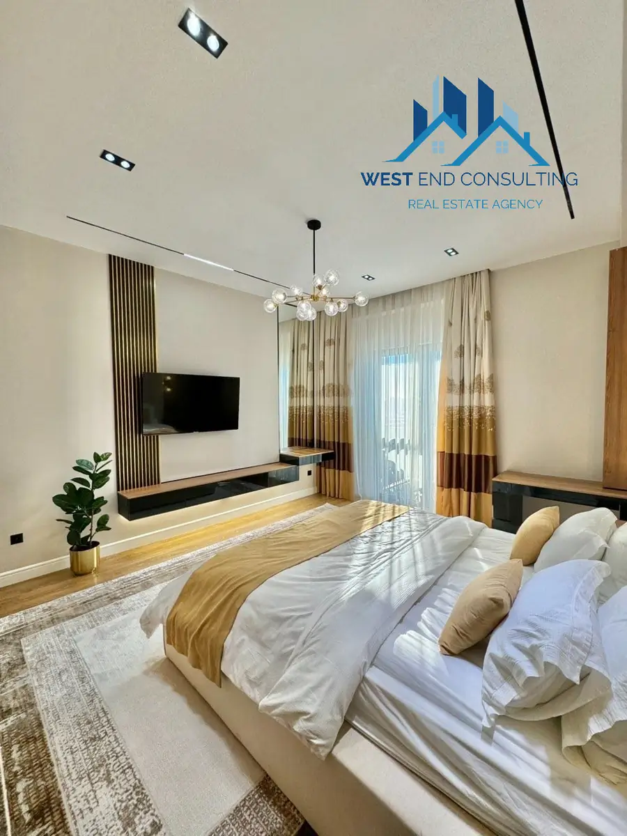Ijaraga 4 xonali kvartira − 230 m²