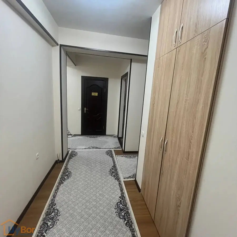 Продается 2-комнатная квартира − 64.5 м²