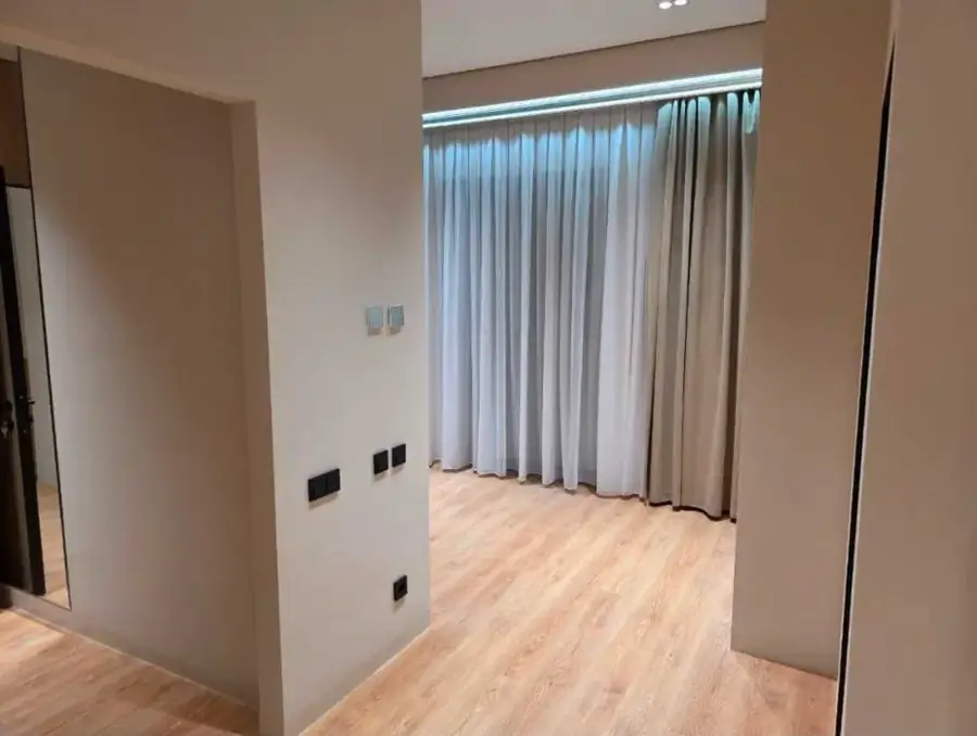 2 xonali kvartira sotiladi − 64 m²