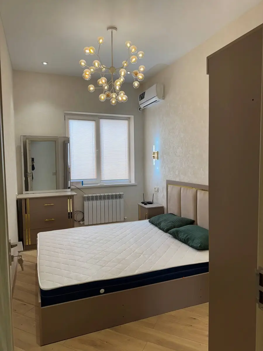 2 xonali kvartira sotiladi − 47 m²