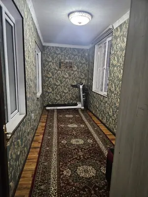 Сдается 4-комнатная квартира − 100 м²
