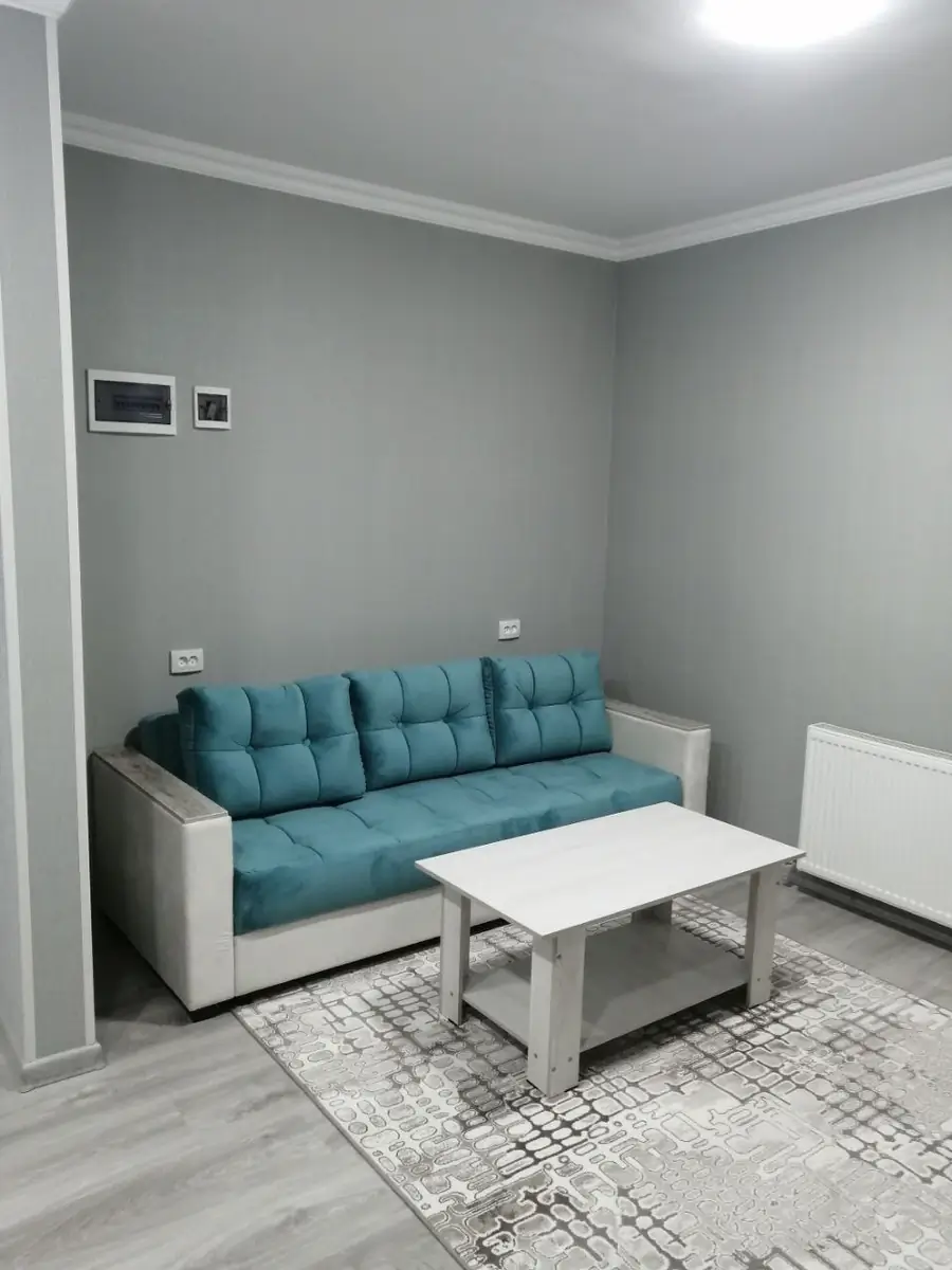 Сдается 2-комнатная квартира − 58 м²
