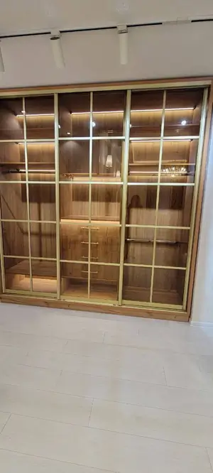 2 xonali kvartira sotiladi − 45 m²