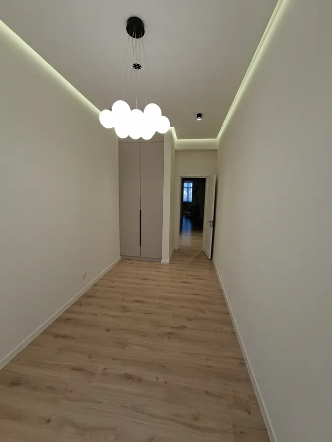 4-комнатная квартира − 110 м², 2/10 этаж