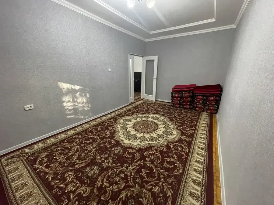 Продается 2-комнатная квартира − 62 м²