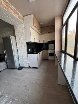 3 xonali kvartira − 70 m², 2/4 qavat