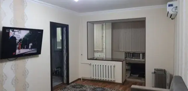 Сдается 2-комнатная квартира − 48 м²