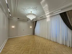 2 qavatli uy − 368 m², 3 sot. 