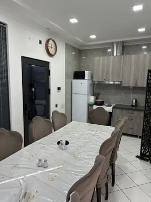 Ofis sotiladi − 366 m²