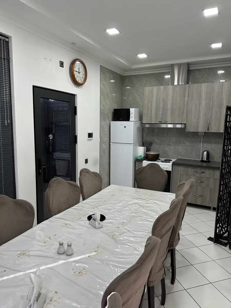 Ofis sotiladi − 366 m²