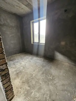 Более 5 xonali kvartira sotiladi − 188 m²