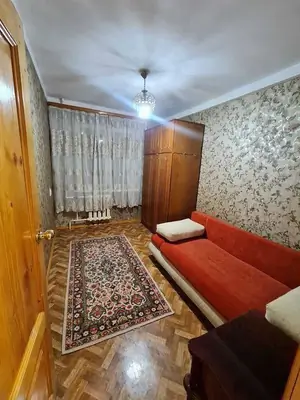 3-комнатная квартира − 70 м², 3/4 этаж